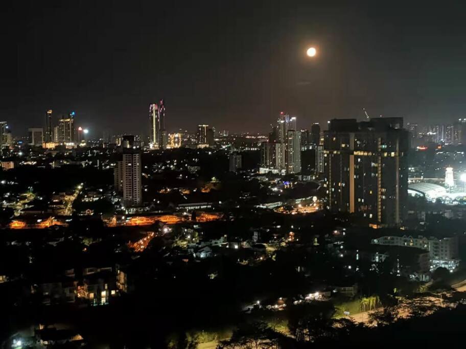 Pangsapuri Pullman Bayview-a Luxirious At Dangabay *